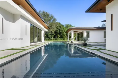 7725 SW 114th Street Pinecrest FL 33156