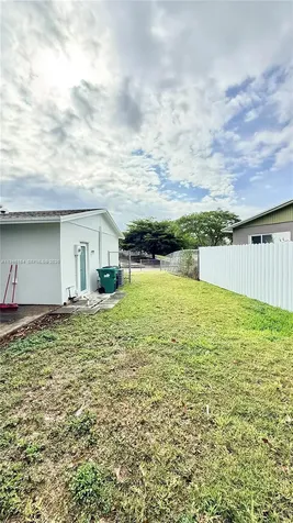 10765 SW 155th Terrace Miami FL 33157