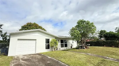 10765 SW 155th Terrace Miami FL 33157