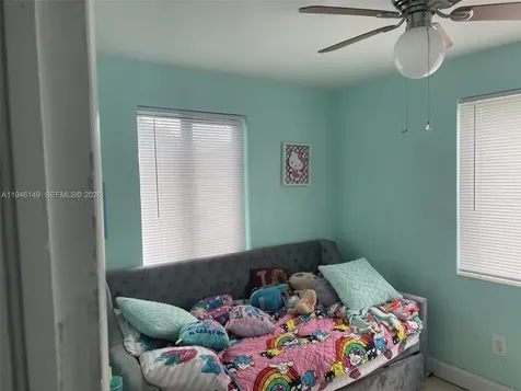 6852 SW 11th Street Pembroke Pines FL 33023