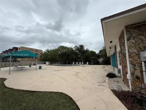 4320 Washington Street Hollywood FL 33021