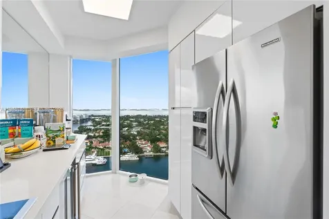 4779 Collins Avenue Miami Beach FL 33140
