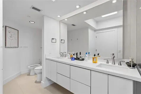 4779 Collins Avenue Miami Beach FL 33140