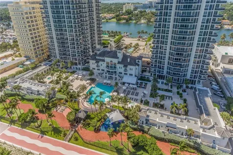 4779 Collins Avenue Miami Beach FL 33140