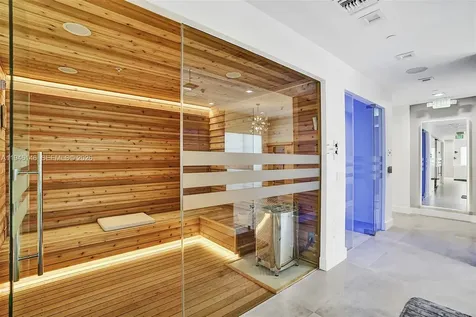 4779 Collins Avenue Miami Beach FL 33140