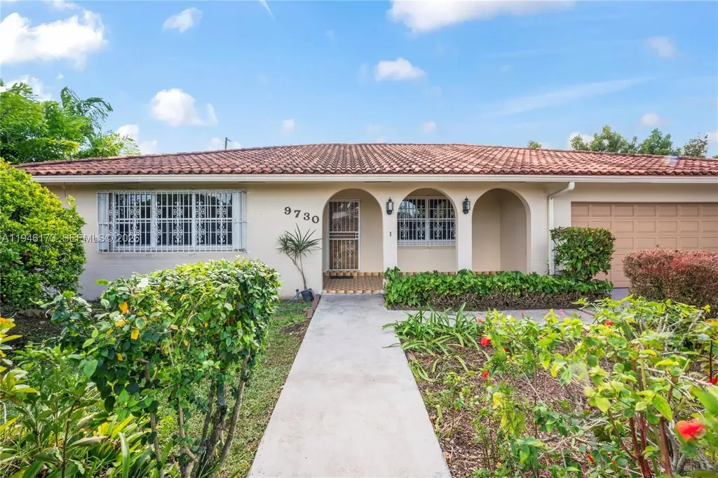 9730 SW 44th Street Miami FL 33165