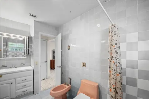 9730 SW 44th Street Miami FL 33165