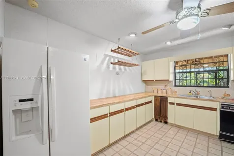 9730 SW 44th Street Miami FL 33165