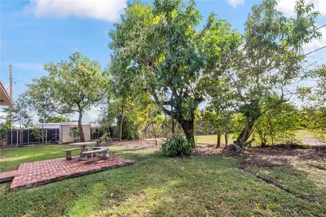 9730 SW 44th Street Miami FL 33165