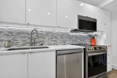 9381 E Bay Harbor Drive Bay Harbor Islands FL 33154