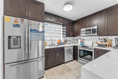 14209 SW 94th Circle Lane Miami FL 33186