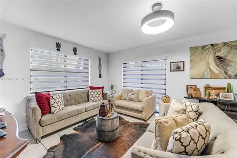 14209 SW 94th Circle Lane Miami FL 33186