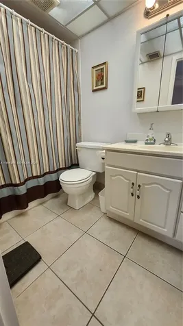 2821 Somerset Drive Lauderdale Lakes FL 33311
