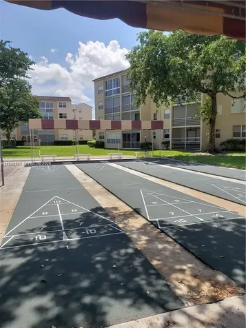 2821 Somerset Drive Lauderdale Lakes FL 33311