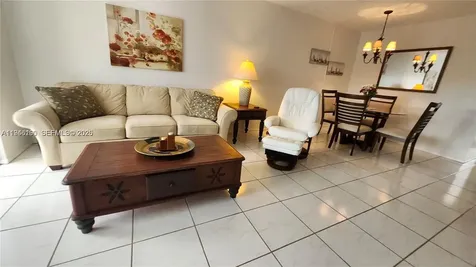 2821 Somerset Drive Lauderdale Lakes FL 33311