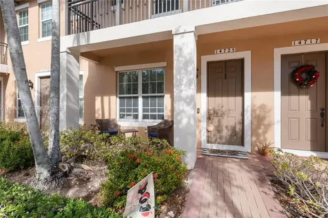 14725 SW 11th Street Pembroke Pines FL 33027