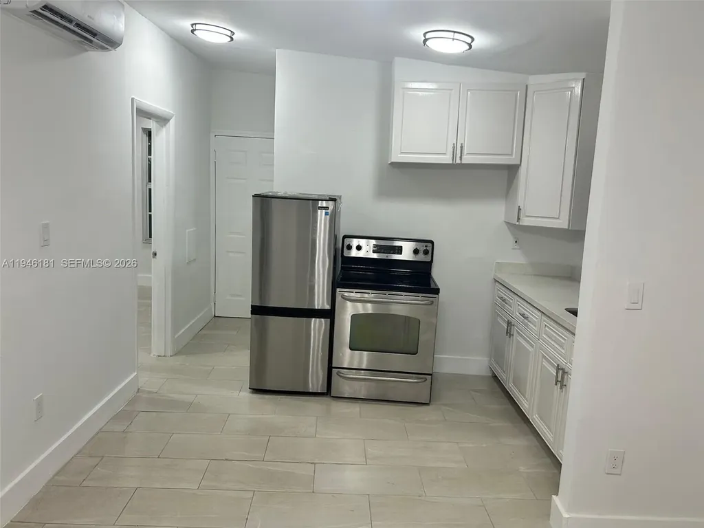 261 NW 49th Street Miami FL 33127
