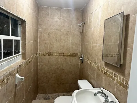 261 NW 49th Street Miami FL 33127