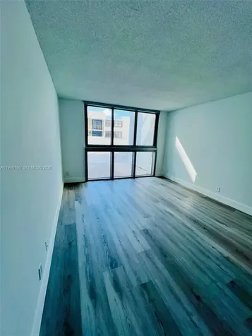 2655 Collins Avenue Miami Beach FL 33140