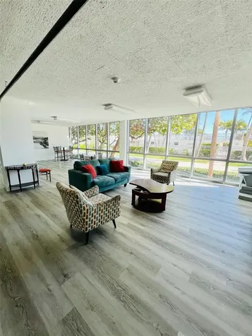 2655 Collins Avenue Miami Beach FL 33140