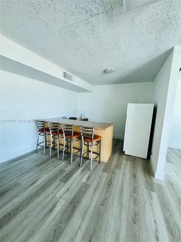 2655 Collins Avenue Miami Beach FL 33140