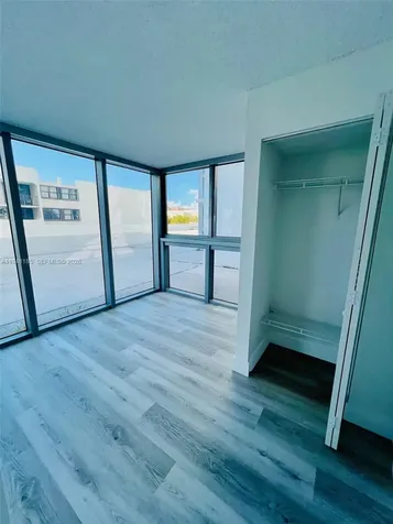 2655 Collins Avenue Miami Beach FL 33140