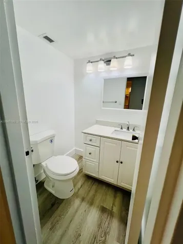 2655 Collins Avenue Miami Beach FL 33140