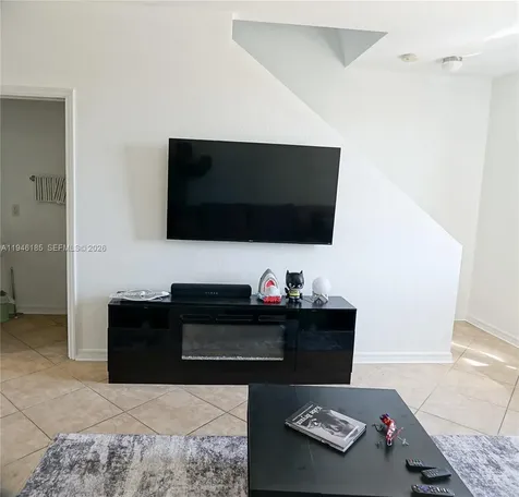 141 NW 2nd Avenue Hallandale Beach FL 33009