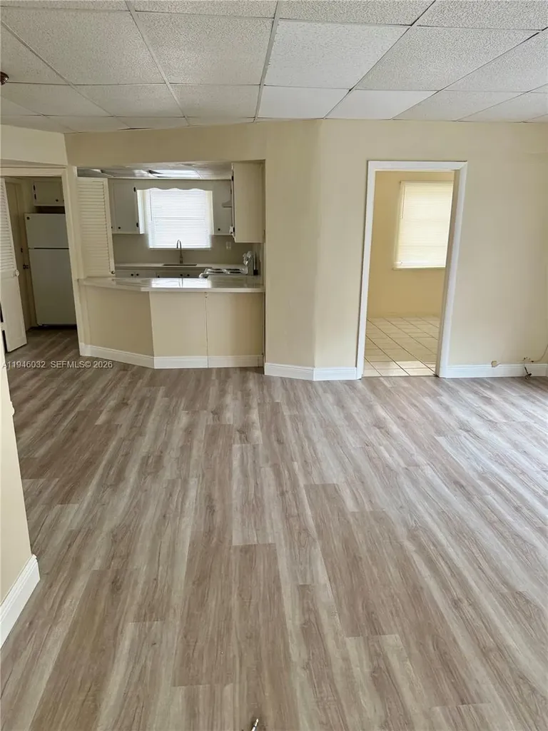 9390 E Bay Harbor Drive Bay Harbor Islands FL 33154