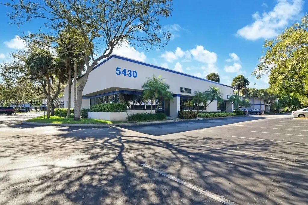 5420 NW 33rd Avenue Fort Lauderdale FL 33309