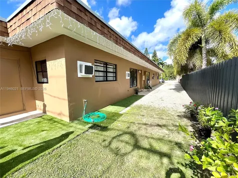 645 NW 1st Street Florida City FL 33034
