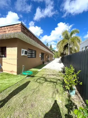 645 NW 1st Street Florida City FL 33034