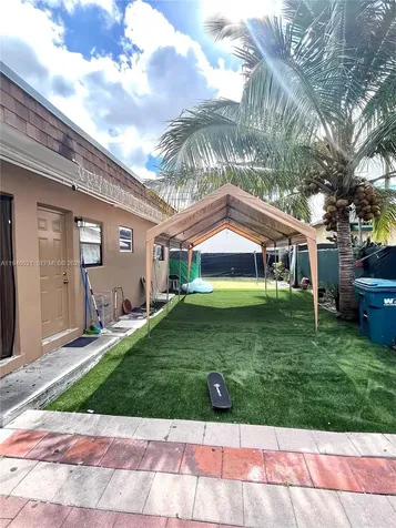 645 NW 1st Street Florida City FL 33034