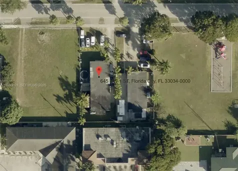 645 NW 1st Street Florida City FL 33034