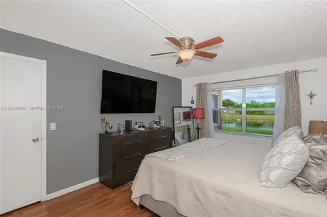 9881 NW Sunrise Lakes Boulevard Sunrise FL 33322