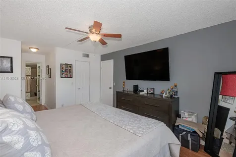 9881 NW Sunrise Lakes Boulevard Sunrise FL 33322