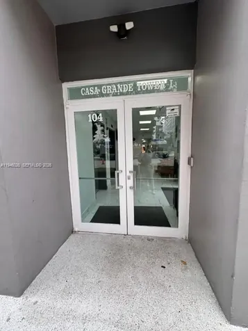 104 SW 9th Street Miami FL 33130