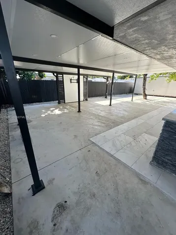 5150 E 9th Lane Hialeah FL 33013