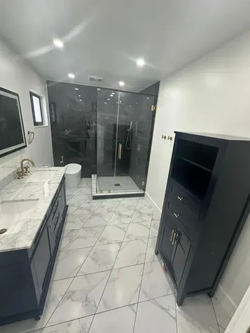 5150 E 9th Lane Hialeah FL 33013
