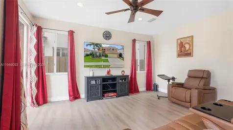 1884 SE 19th Street Homestead FL 33035
