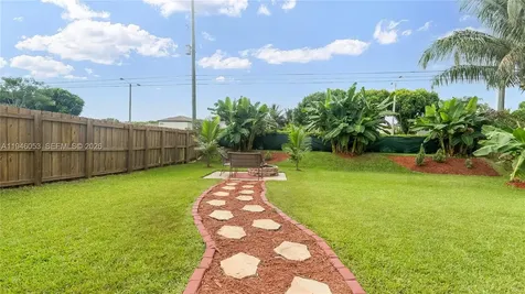 1884 SE 19th Street Homestead FL 33035