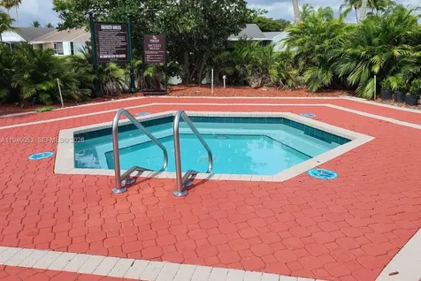 1884 SE 19th Street Homestead FL 33035
