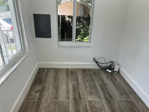 261 NW 49th Street Miami FL 33127