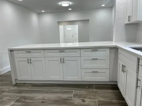 261 NW 49th Street Miami FL 33127