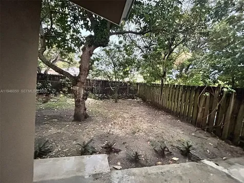 261 NW 49th Street Miami FL 33127
