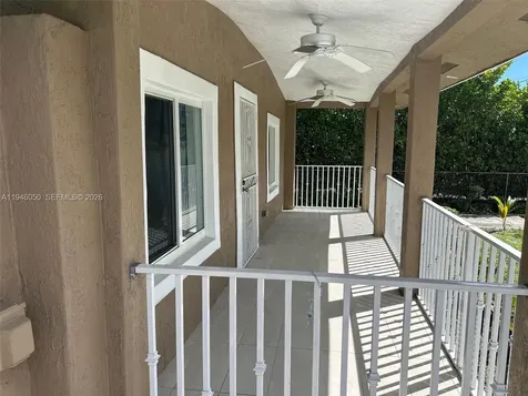 261 NW 49th Street Miami FL 33127