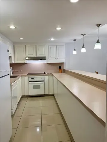 19390 Collins Avenue Sunny Isles Beach FL 33160