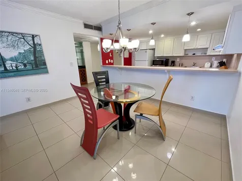 19390 Collins Avenue Sunny Isles Beach FL 33160