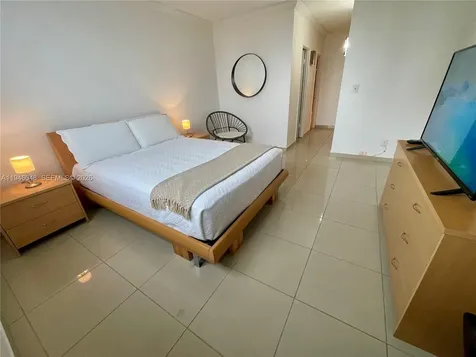 19390 Collins Avenue Sunny Isles Beach FL 33160