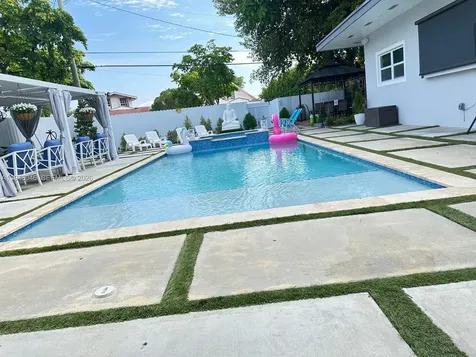 91 Glen Royal Parkway Miami FL 33125
